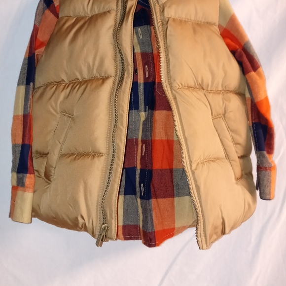Boys old navy vest and flannel - Picture 2 of 2